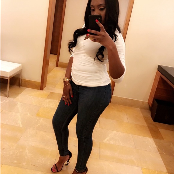 Meet your Posher, Lydia - Picture 1 of 1